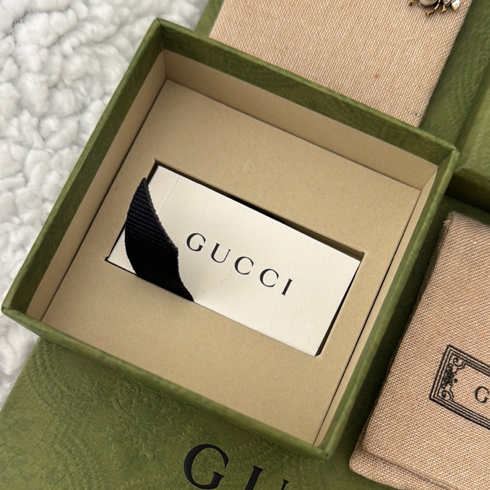 NWT AUTH Gucci Gold and Rhinestone Bee Earrings - Picture 6 of 10